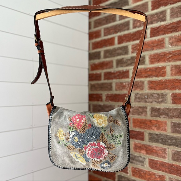 PATRICIA NASH Cross Stitch Positano Floral Saddle Bag - Picture 15 of 16